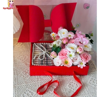 Set Bánh Và Hoa – Món Quà Song Hỷ Cho Mọi Dịp Quan Trọng