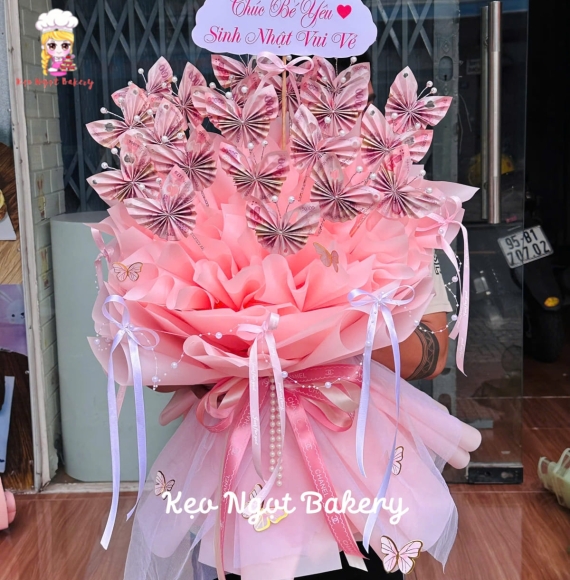 Mẫu hoa tiền 50k gấp con bướm siêu hot 