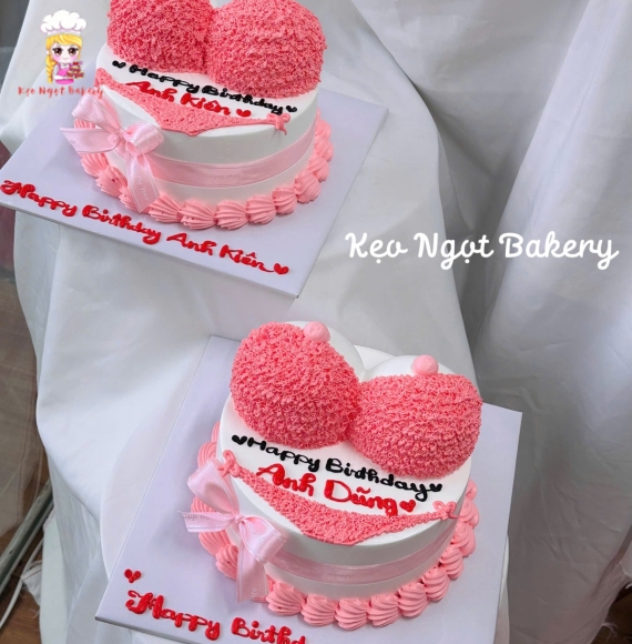 Mẫu bánh kem tone hồng tặng mấy anh đồng nghiệp 
