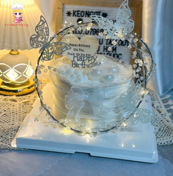 Bánh sinh nhật cho nữ sang chảnh 