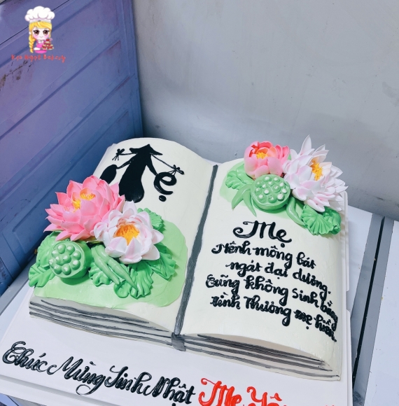 Bánh Kem quyển sổ tặng mẹ