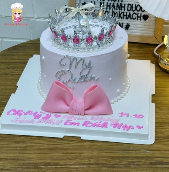 Bánh kem thổi kim tuyến tone hồng