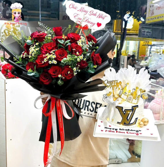 Combo hoa tươi bánh kem rút tiền-giao bánh kem tân phú