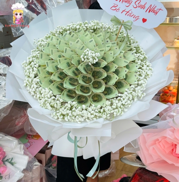 Bó hoa trang trí bằng tờ 100k tặng người yêu