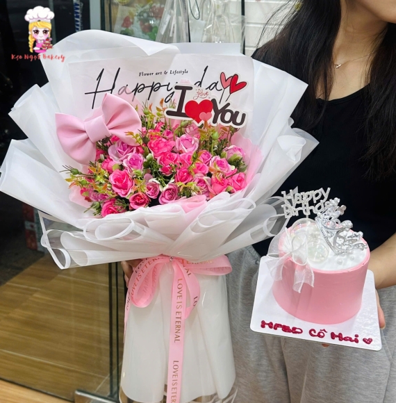 Combo hoa sáp xinh và bánh kem làm theo yêu cầu 