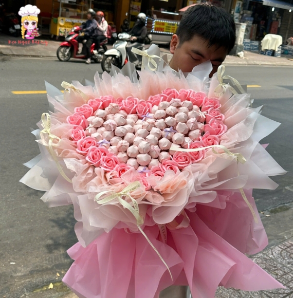 Hoa sáp mix 2 loại hoa tặng người yêu 8/3