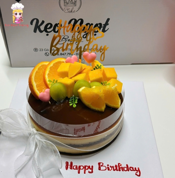Bánh kem trái cây bán chạy tặng các cặp đôi