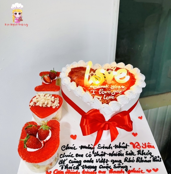 Mẫu bánh tim i Love U