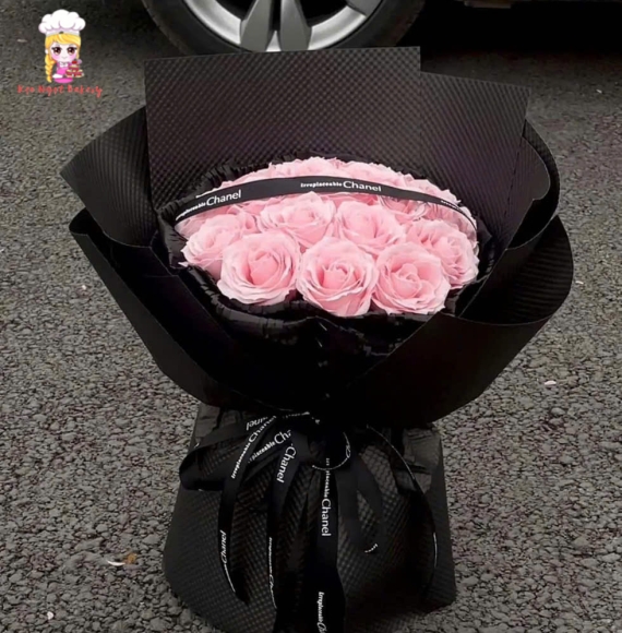 Bó hoa sáp Tone hồng đen