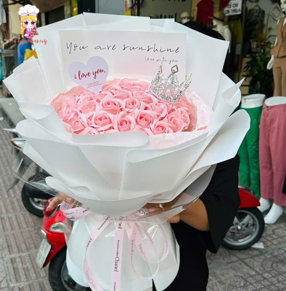 Bó hoa sáp Tone hồng tặng bạn thân