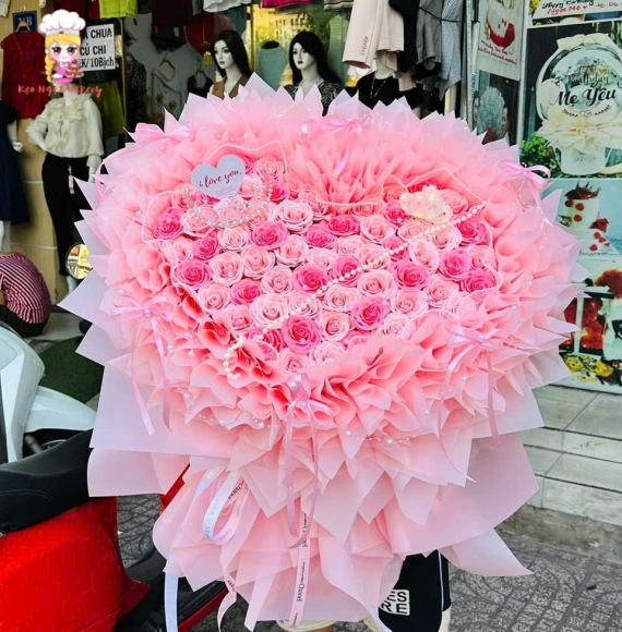 Bó hoa sáp Tone hồng khổng lồ