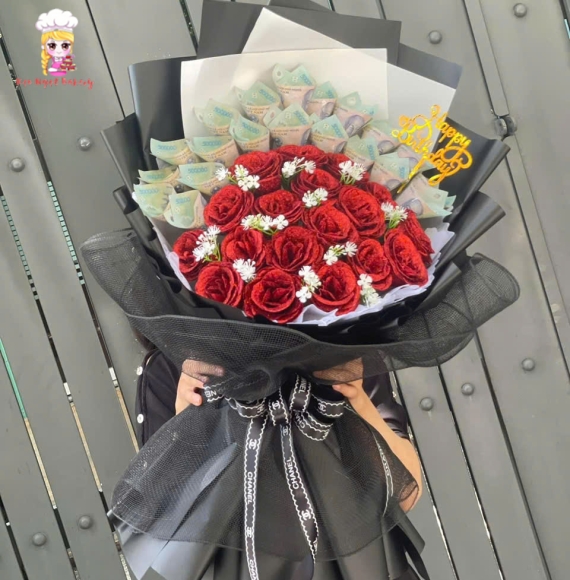 Bó hoa tiền kết hợp với hoa sáp