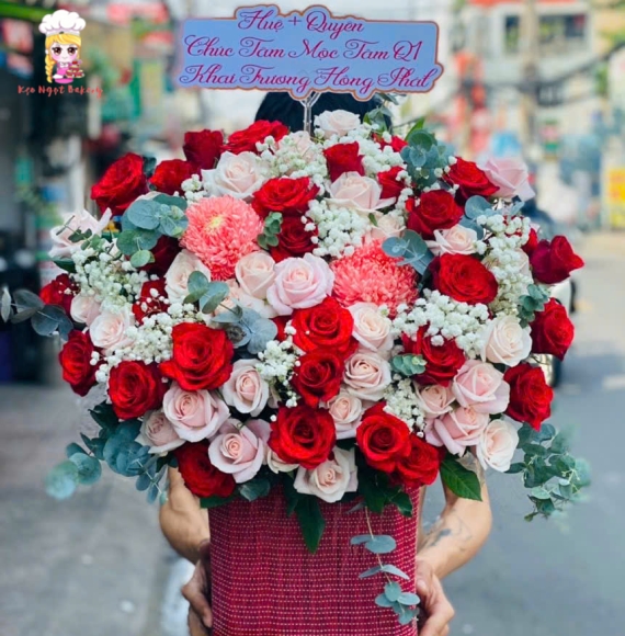 Giỏ hoa chúc mừng sinh đi khai trương quận 2