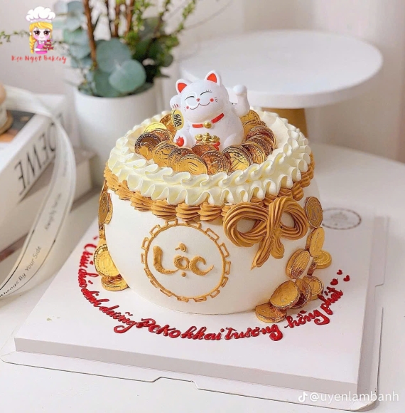 Bánh kem hủ vàng tài lộc