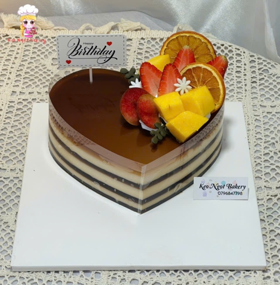Bánh kem rau cau hình trái tim ở Tân Phú