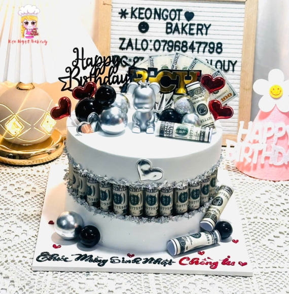 Bánh kem tiền đô tặng chồng yêu