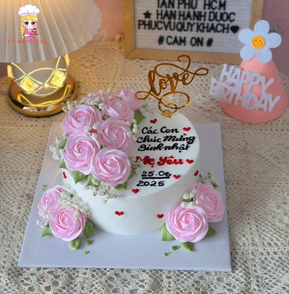 Bánh kem hoa tươi tặng mẹ