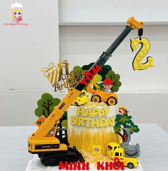 Bánh sinh nhật dành cho bé trai hot 2025 xe cẩu,xe múc