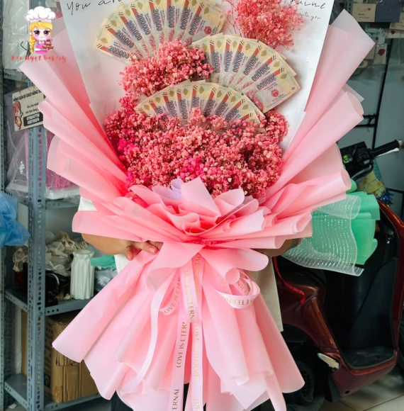 Mẫu hoa tiền xếp quạt khổng lồ tờ 200k