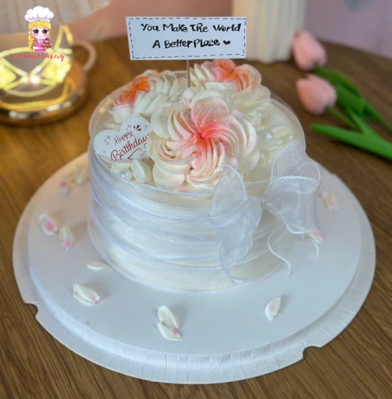 Bánh kem bắt hoa hot tại Kẹo Ngọt