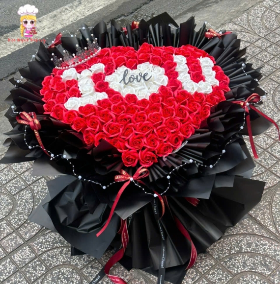Bó hoa sáp I Love You đỏ đen