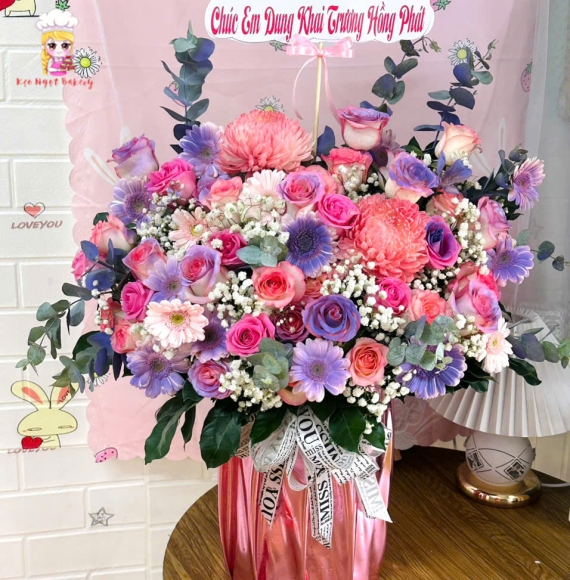 Giỏ hoa chúc mừng khai trương tone pastel
