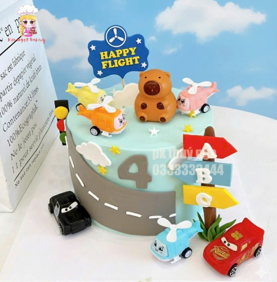 Mẫu bánh kem dành cho bé trai thích xe-lên 4 tuổi 