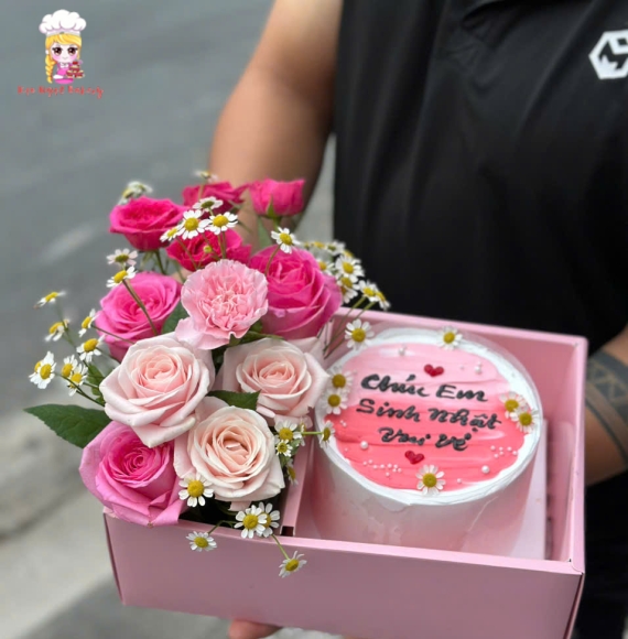 Sét hoa và bánh tone hồng đẹp tại tân phú