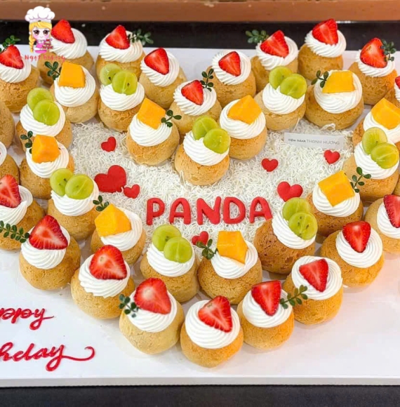 Bánh su dai mừng lễ 20/11 trái tim dành tặng thầy cô giáo