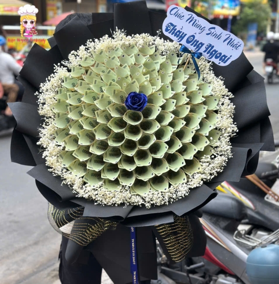 Hoa tiền tờ 100k bó tròn siêu hot hiện nay