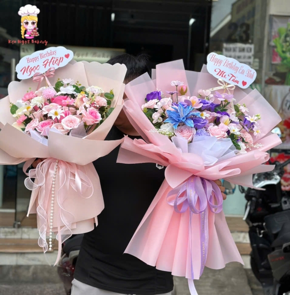 Mẫu hoa sáp thơm hot giao quận 1