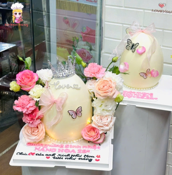 Bánh trứng đập tone hồng 2026