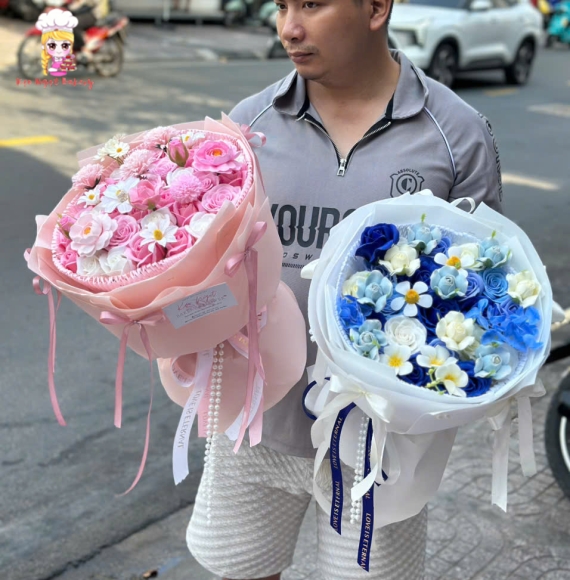 Combo bó hoa xanh và hồng siêu hot 2026