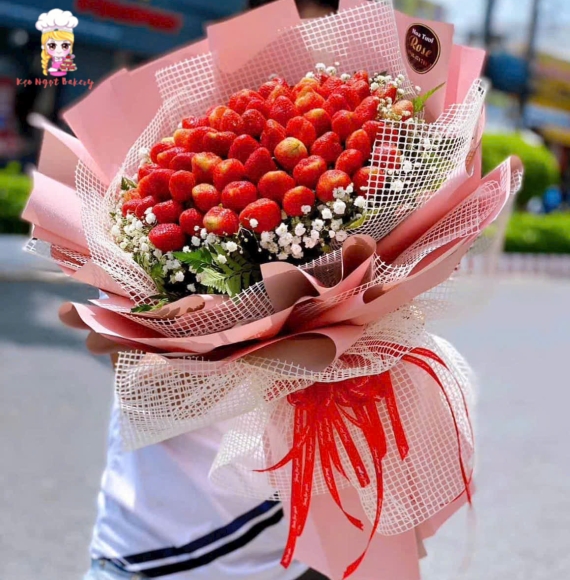 Bó hoa dâu tây tặng valentine tại tân phú