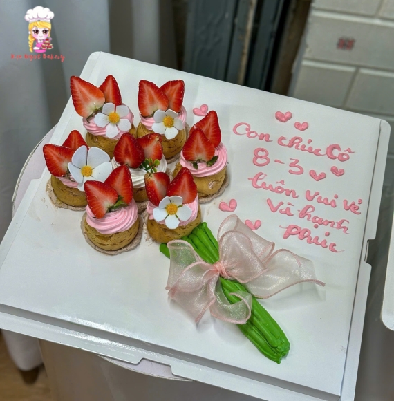 Bánh su dai tạo hình bông hoa