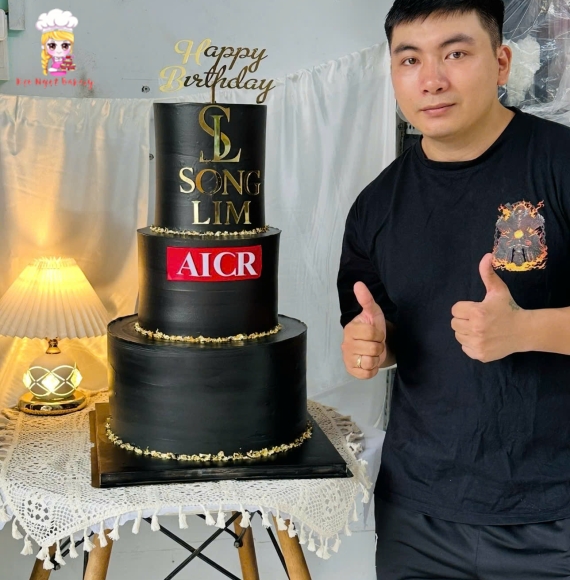 Bánh kem tặng các bạn nam siêu sang 