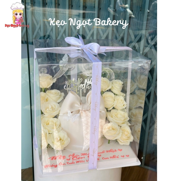 Bánh kem đập trứng tone trắng siêu hot 