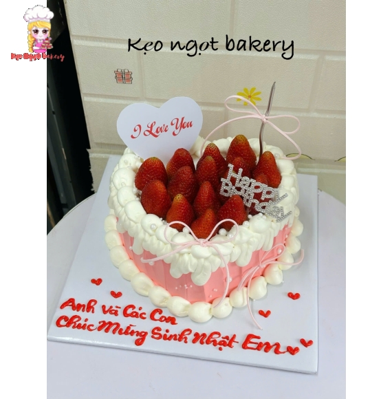 Bánh kem hình trái tim tone hồng tặng em yêu 