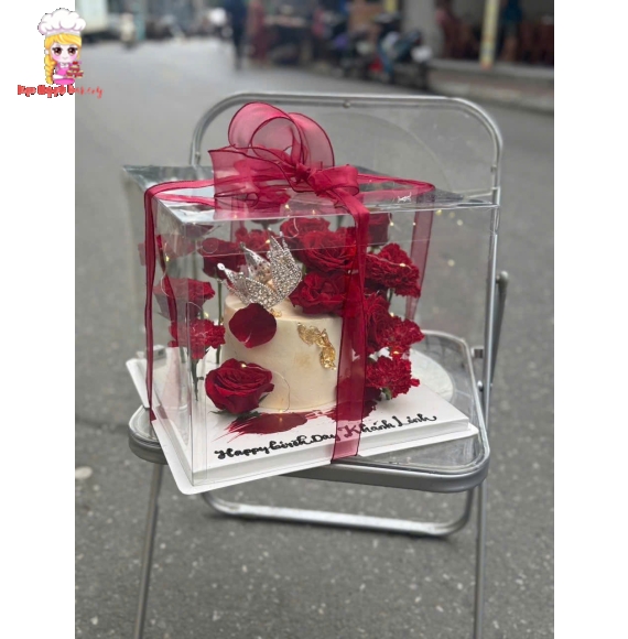 Bánh kem tone đỏ luxury