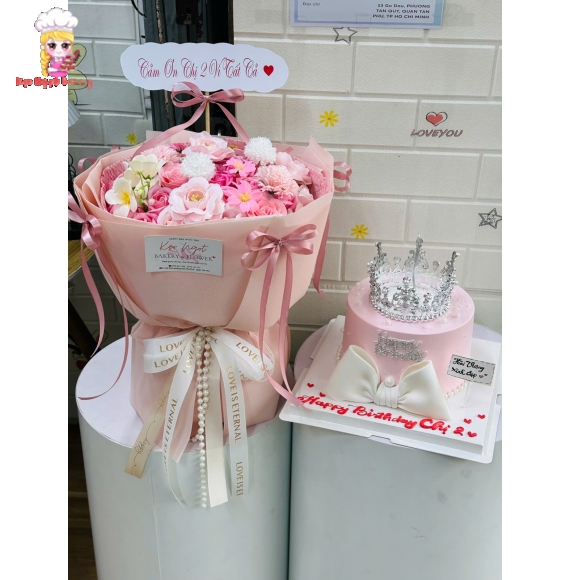 Combo hoa  và bánh kem vương miệng và hoa kèm hộp có nơ