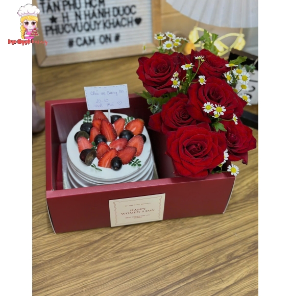 Set bánh kem trái cây và hoa bán chạy tại Kẹo Ngọt