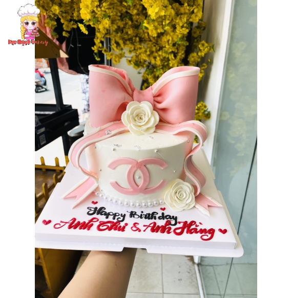 Bánh kem mẫu chanel Hồng trắng 03