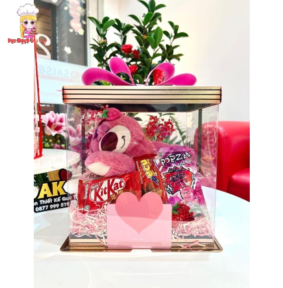 Gấu dâu hộp meca kẻ sọc vàng 03