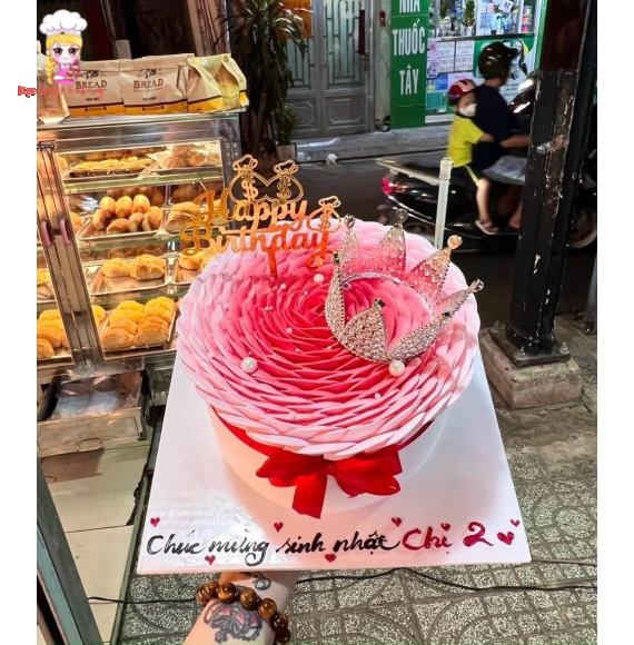 Bánh kem mẫu hoa Hồng vương miện 02