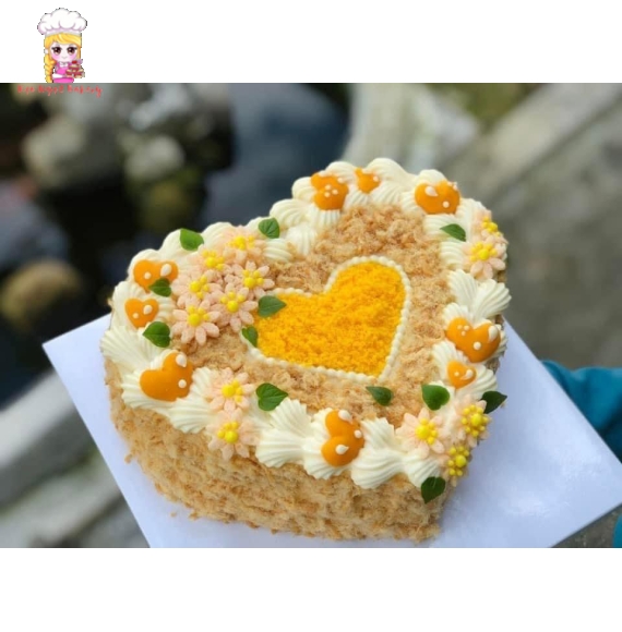 Bông Lan trứng muối sinh nhật hình trái tim