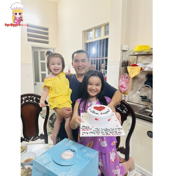 Mẫu bánh kem love papa