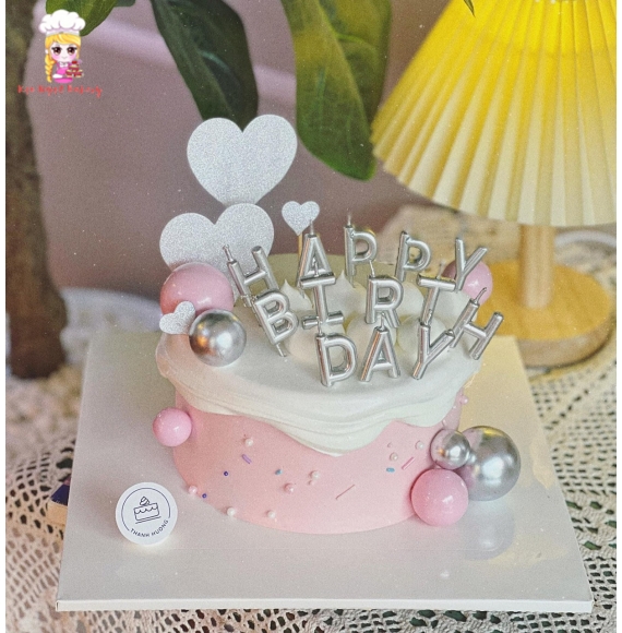 Bánh kem mẫu chữ HappyBirthDay