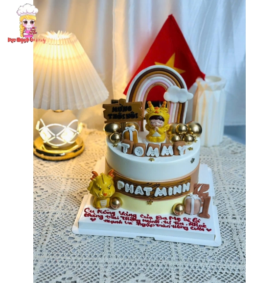 Bánh kem rồng vàng dành cho bé gái