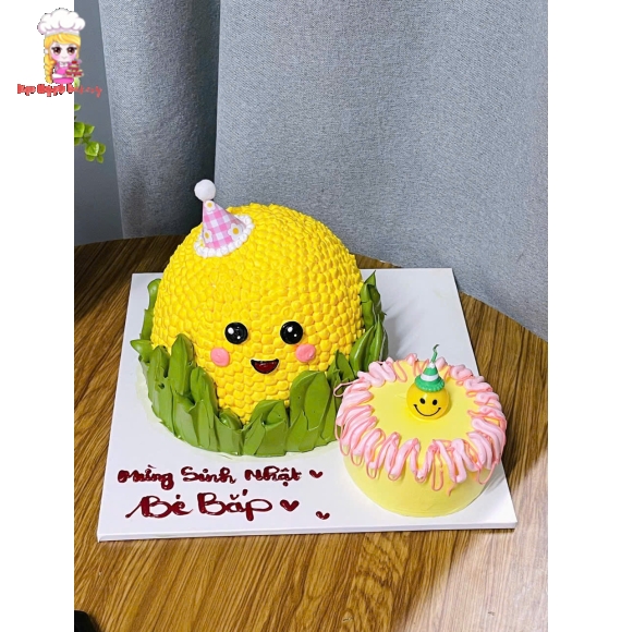Bánh kem chúc mừng sinh nhật quả bắp 