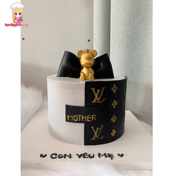Bánh kem chanel sang trọng ở tân phú